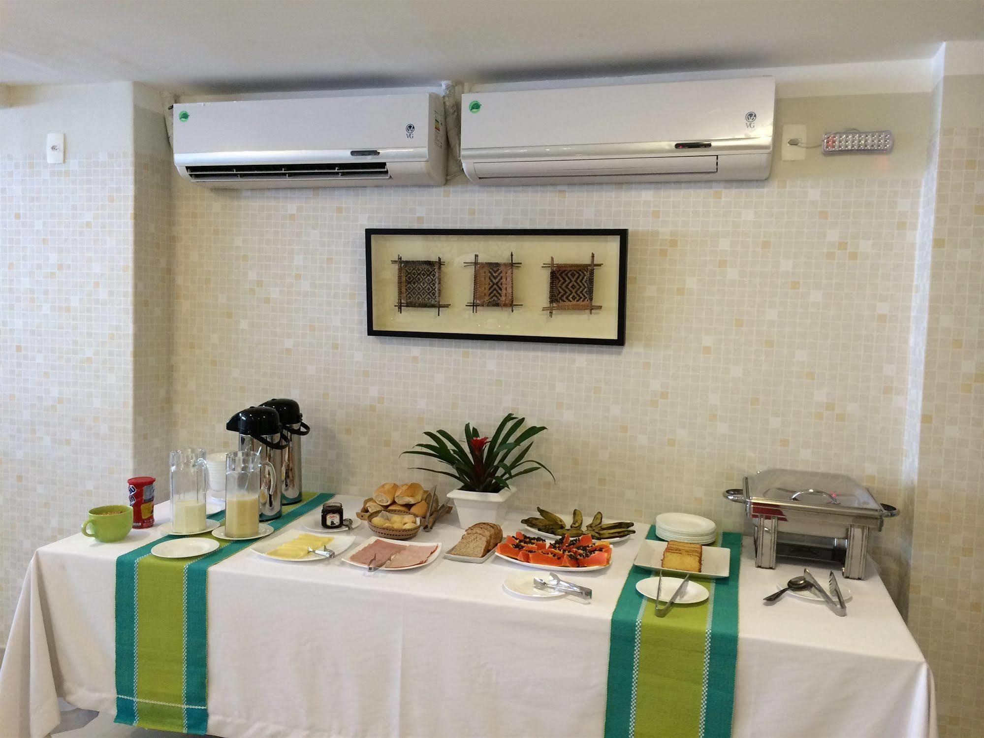 Oyo Ecosuites Hotel Manaus Bagian luar foto