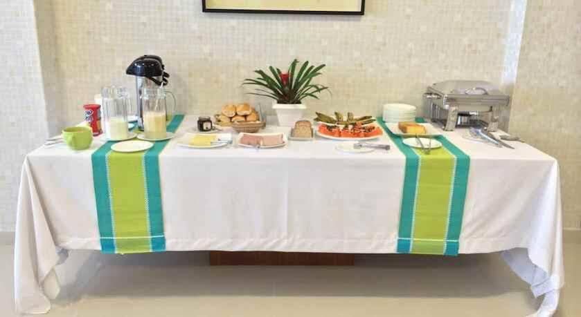 Oyo Ecosuites Hotel Manaus Bagian luar foto